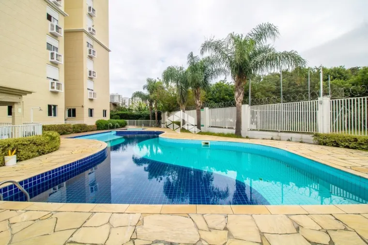 Apartamento com 2 dormitórios no bairro Humaitá