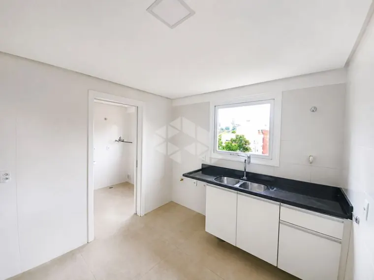 Apartamento com 3 dormitórios no bairro Centro — foto 7