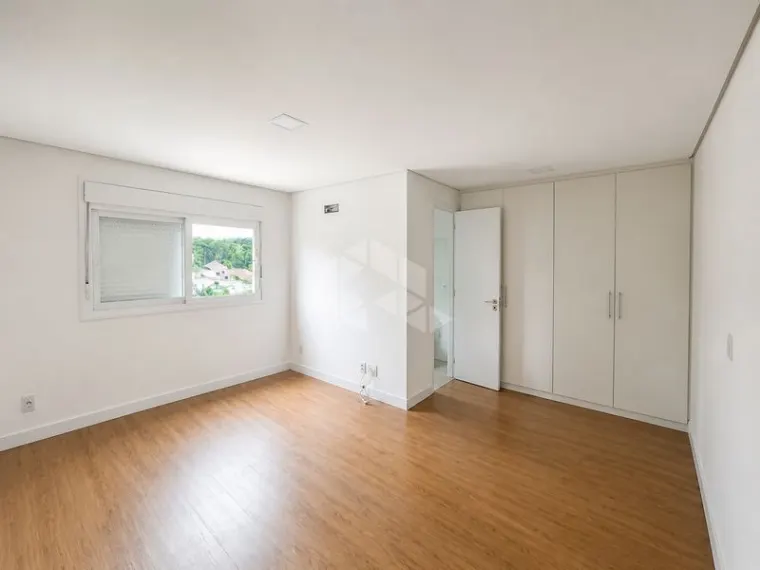 Apartamento com 3 dormitórios no bairro Centro — foto 8